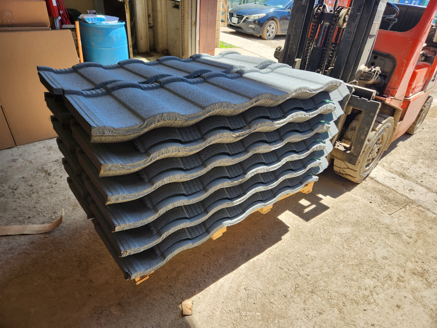 NEW RESIDENTIAL METAL ROOFING SHINGLES (29 GAUGE) 29 GAUGE.