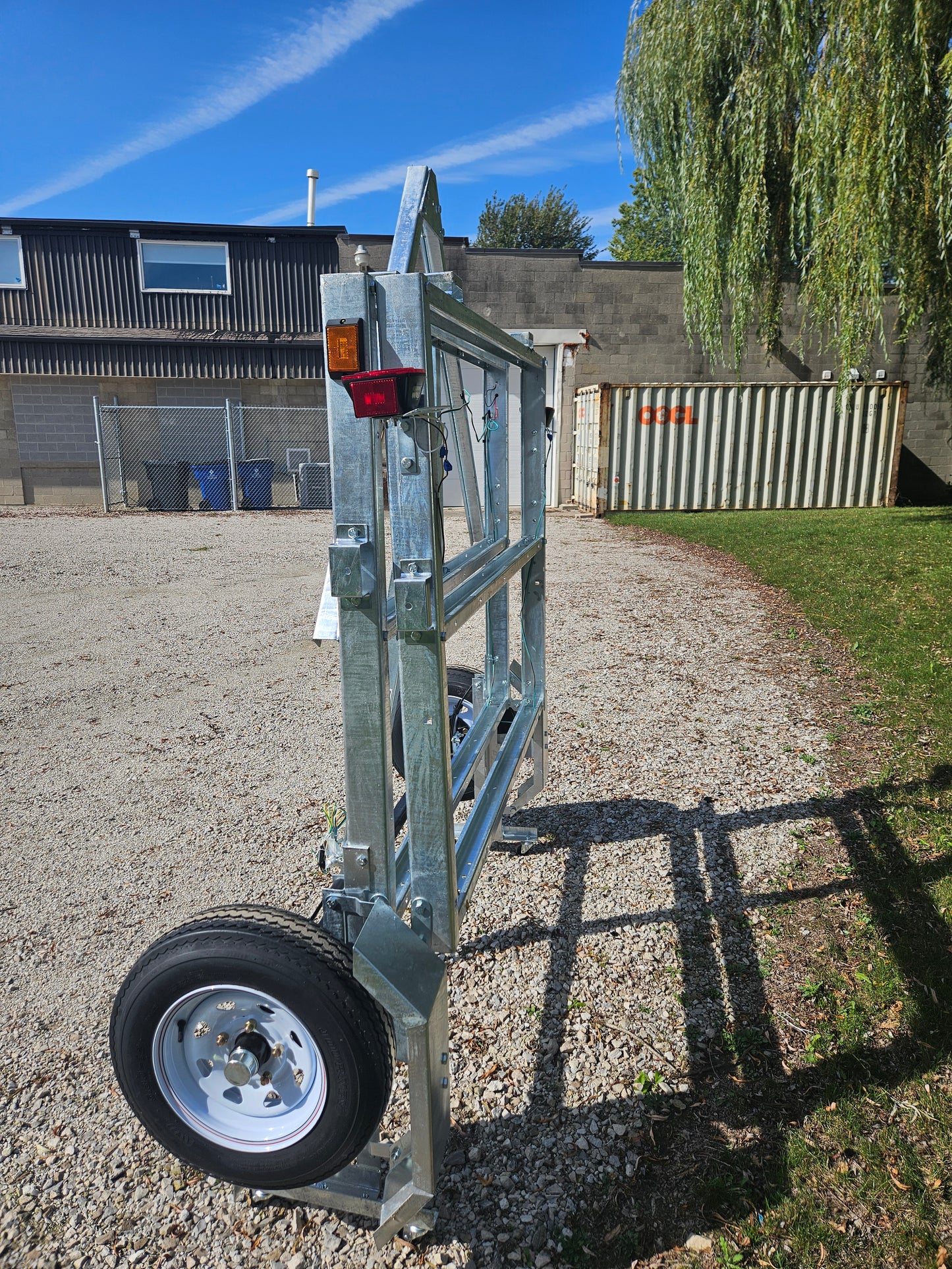 FREEDOM ULTRA 5X8 GALVANIZED FOLDING UTILITY TRAILER