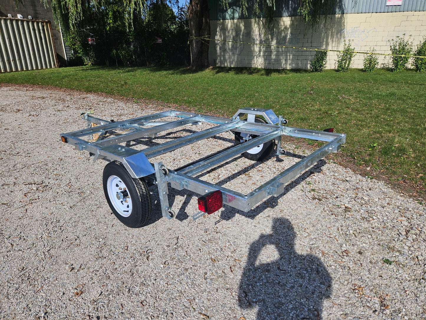 FREEDOM ULTRA 5X8 GALVANIZED FOLDING UTILITY TRAILER