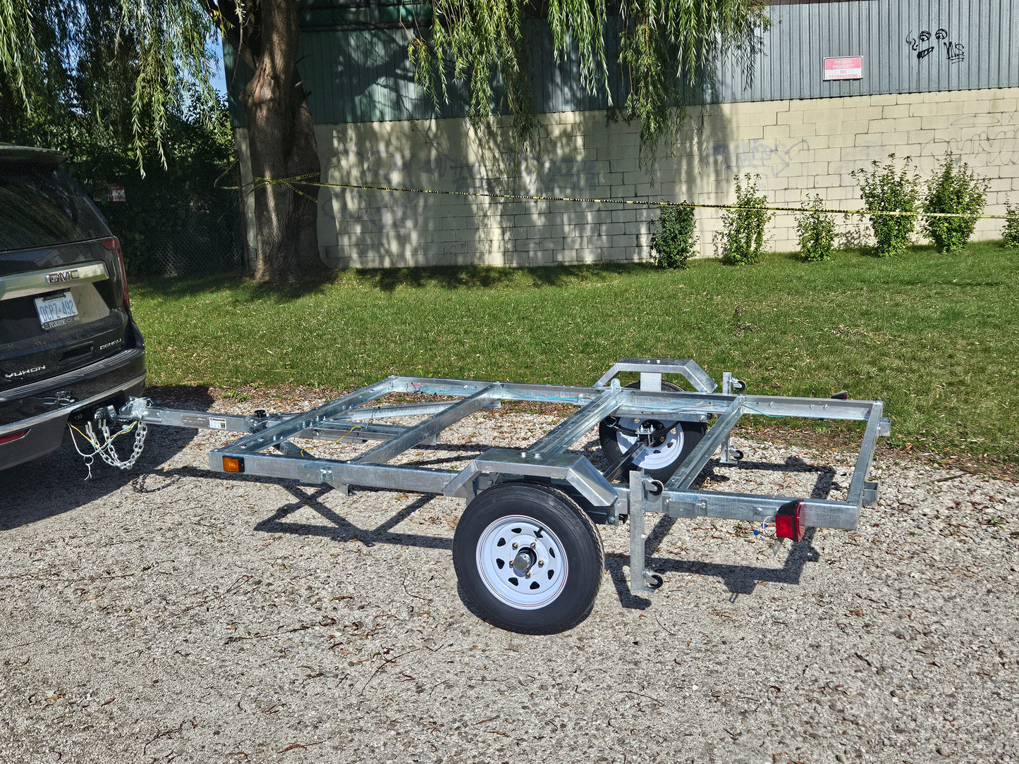 FREEDOM ULTRA 5X8 GALVANIZED FOLDING UTILITY TRAILER