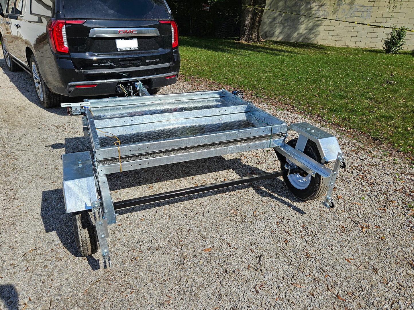 FREEDOM ULTRA 5X8 GALVANIZED FOLDING UTILITY TRAILER