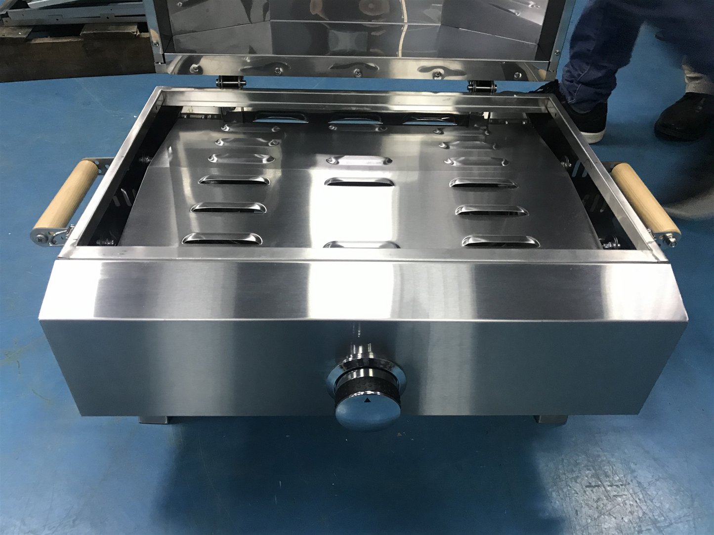 PORTABLE GAS PIZZA OVEN!