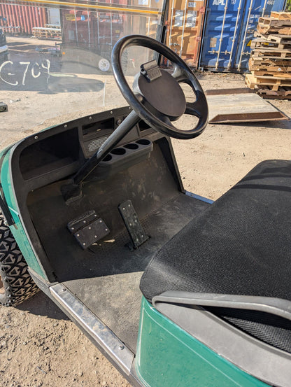 2011 EZGO TXT LIFTED GOLF CART WITH NEW TIRES,NEW RIMS & NEW REAR SEAT ezgo