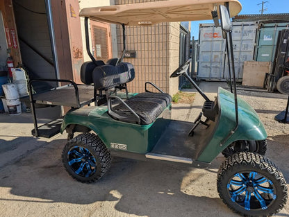 2009 EZ-GO TXT new lithium battery, new lift kit tires & rims, and new rear seat